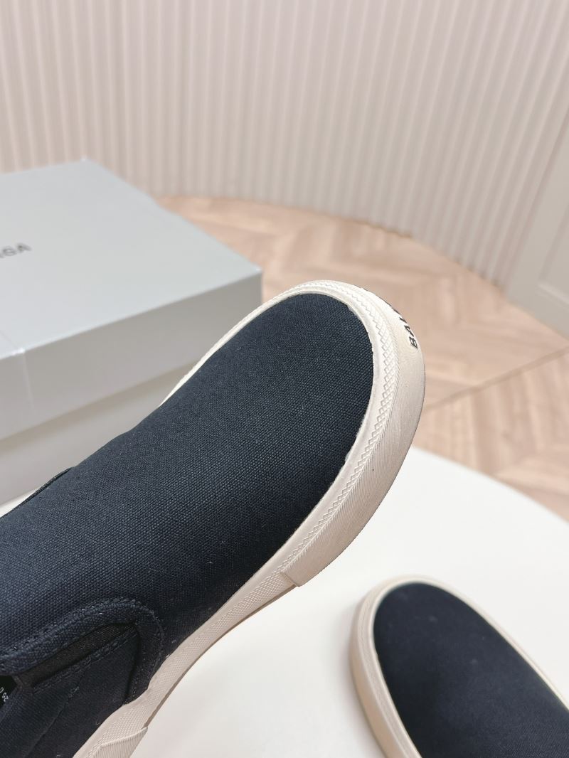 Balenciaga Low Shoes